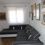 Διαμέρισμα Babaja Τρογκίρ