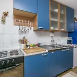 Babaja Διαμέρισμα Τρογκίρ